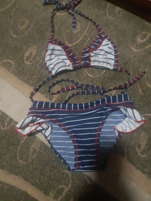 Купальники на девочек и подростков