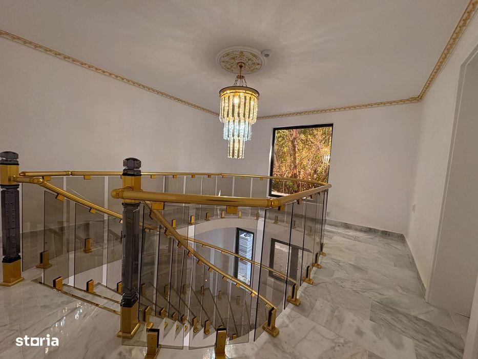 Vilă modernă - 7 camere, curte individuală și terasă–Vitan–Mihai Bravu