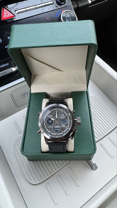 В продаде часы люкс качества