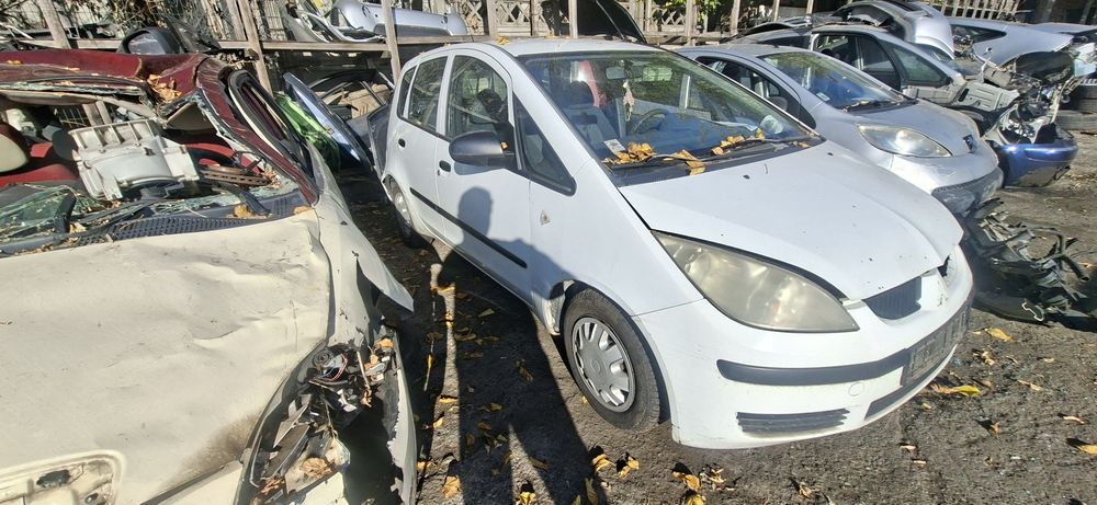 Dezmembrez Mitsubishi Colt 1.1 B 2005
