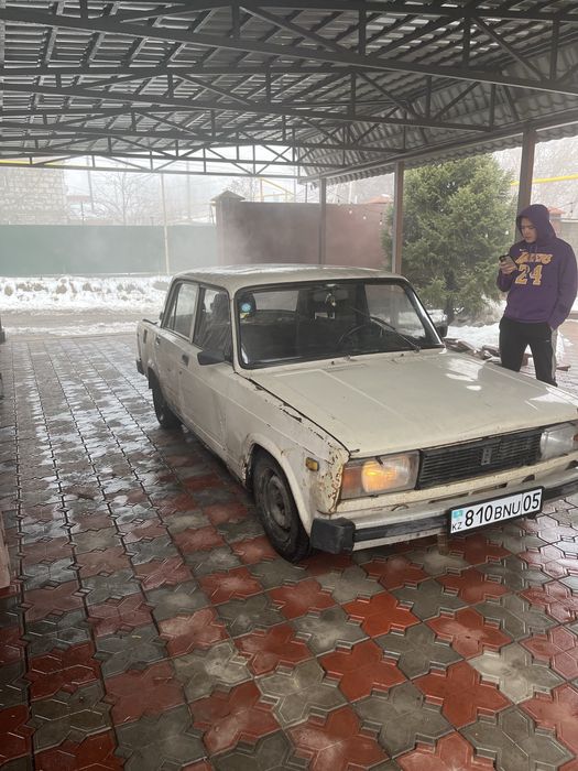 Продам ваз 2105
