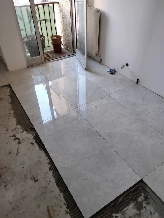 Renovări apartamente la cheie | Montaj gresie, faianță, parchet