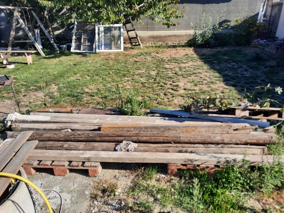 Materiale provenite din demolari + gard fier