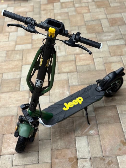 Trotineta electrica jeep
