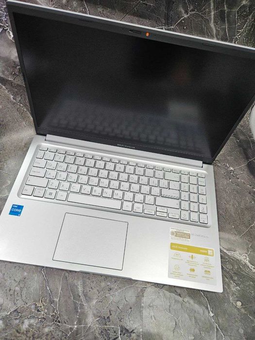 Ноутбук Asus (г. Актау 26 мкр. ТД Достык) id 13452