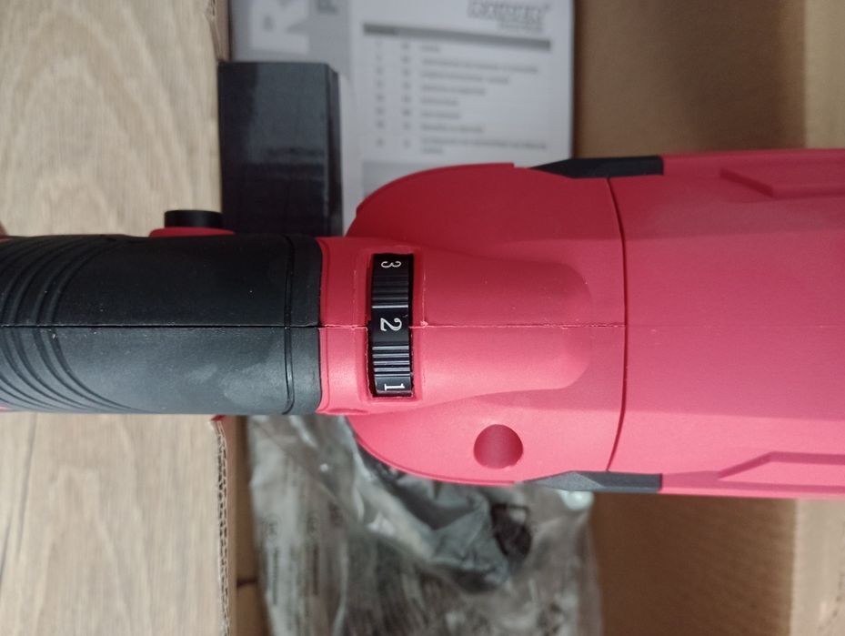 Polizor unghiular / flex Raider, nou, turatie variabilă, 900 W, disc d