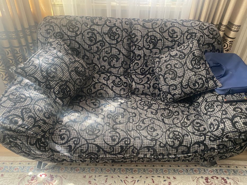 Срочно продаем диван,сафа и кресло