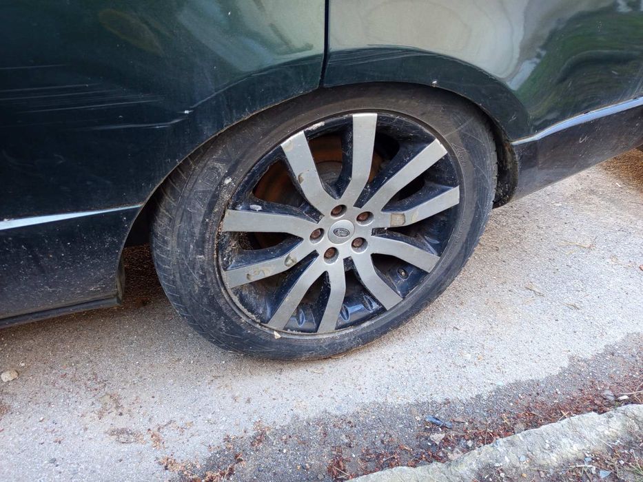 Land Rover 2002 година, на части