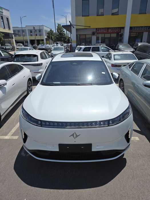Donfeng ep 008 Ultra do Restyling 2025