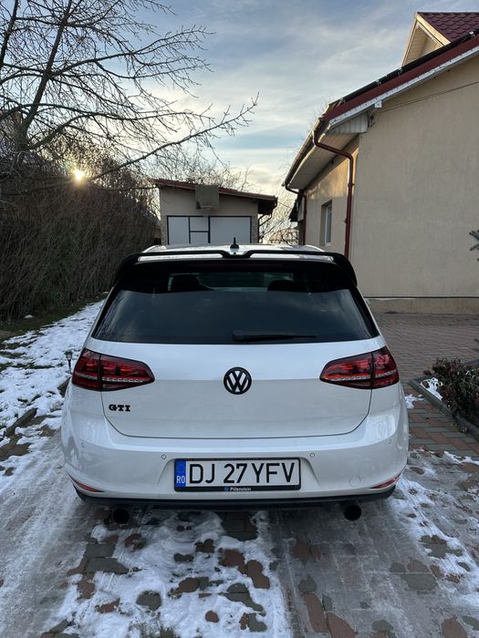 VOLKSWAGEN Golf 2015 — imagine 3