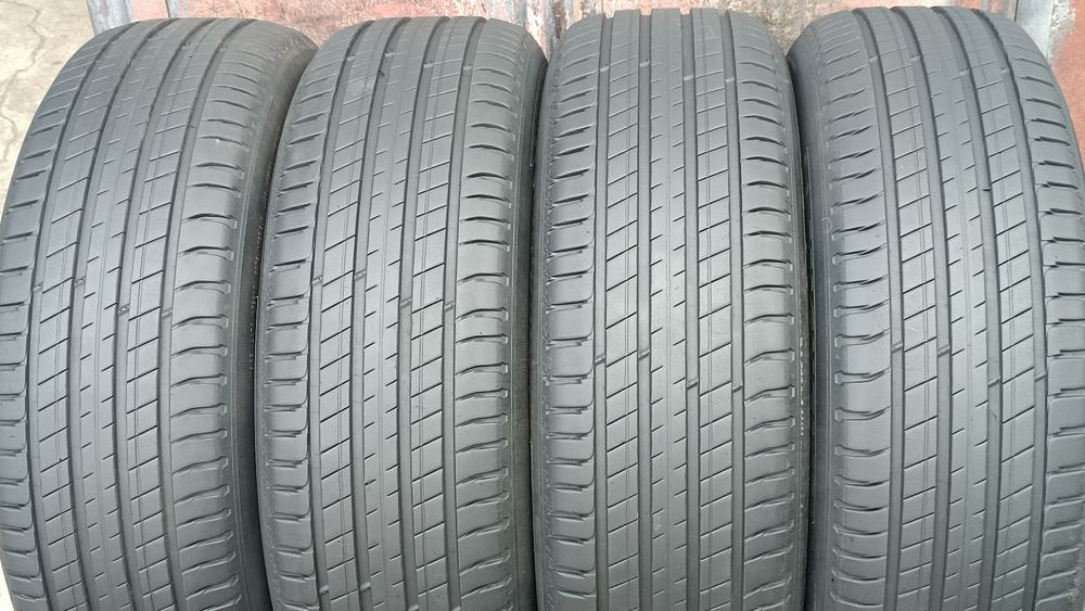 225/65/17 Michelin