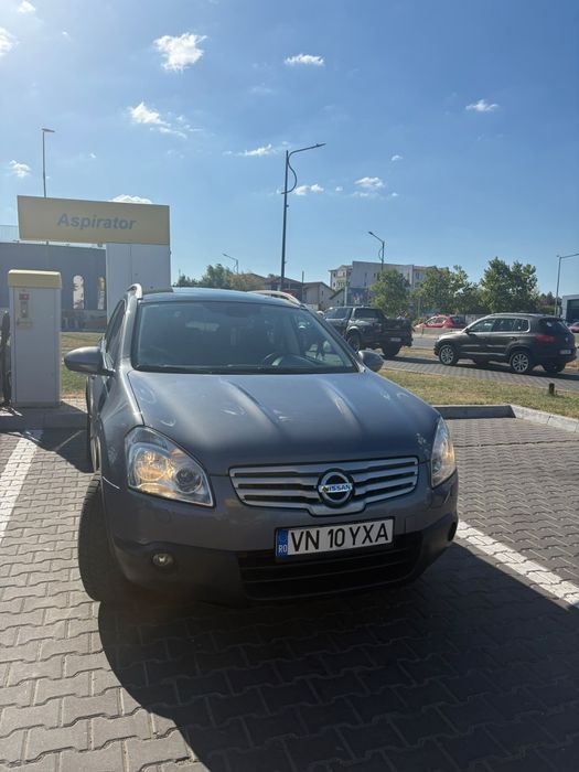 Nissan qashqai +2 2009