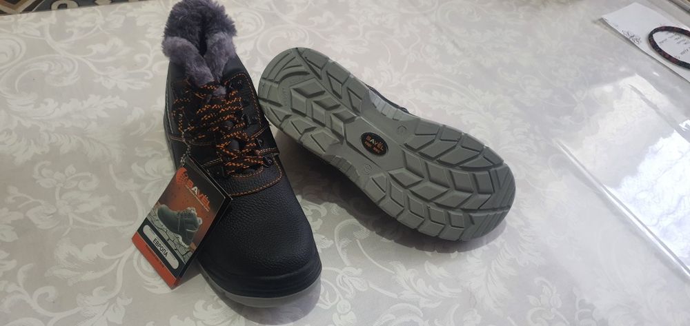 Спец обувь 42 размер