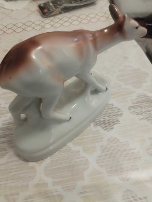 български порцелан Сърна