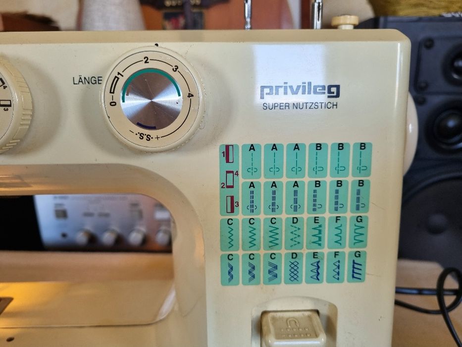 Masina de cusut Privileg. Perfecta stare.