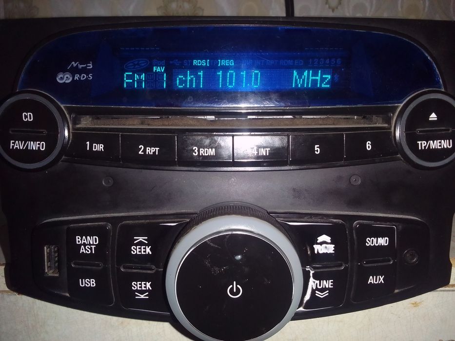 Spark shtativniy magitafoni sotiladi