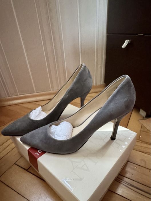 NINE WEST супер елегантни дамски обувки размер 38