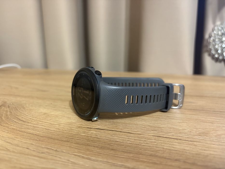 Часы Garmin Swim 2