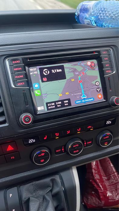 Inchirieri 8+1 Transport Caravelle Multivan T6