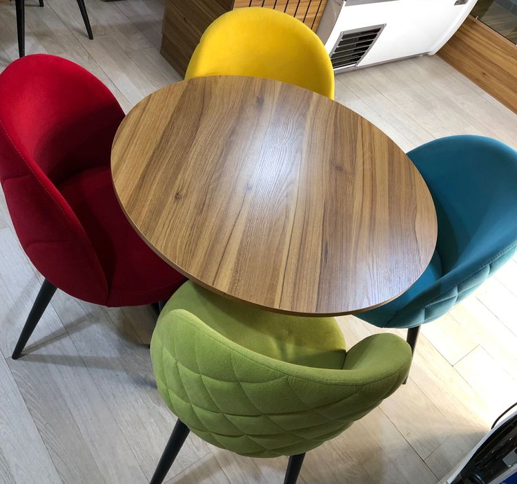 Мебель и техника для кофейни или кафе