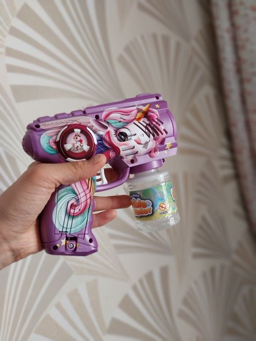 Мылные пузыри пистолет