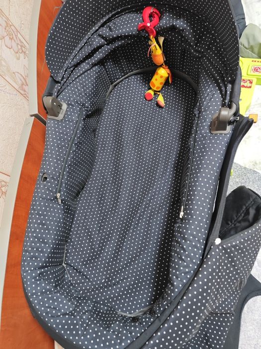 Срочно продам коляску Stokke + люльку
