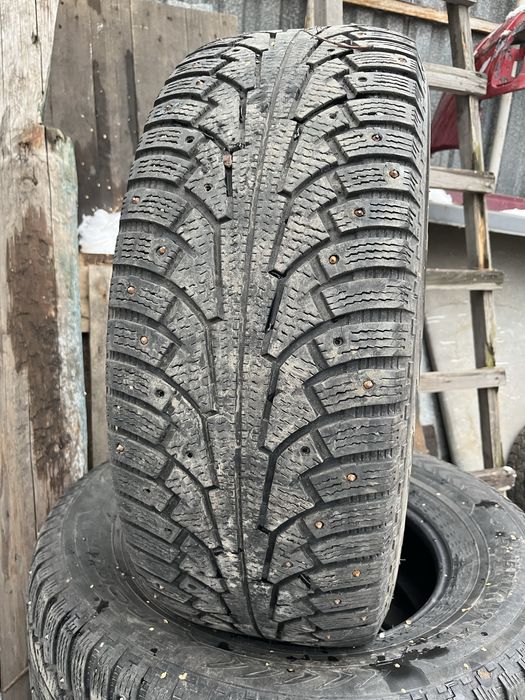 Зимние Шины 275/65 17