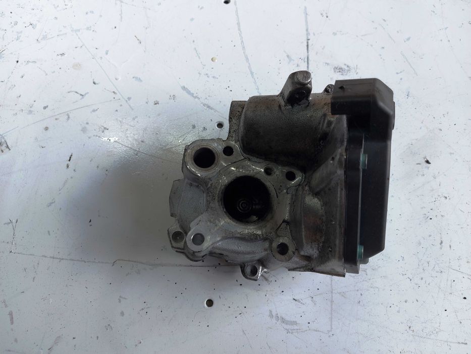 Клапан AGR за Mercedes-Benz Sprinter W906 OM651 след 2009г.