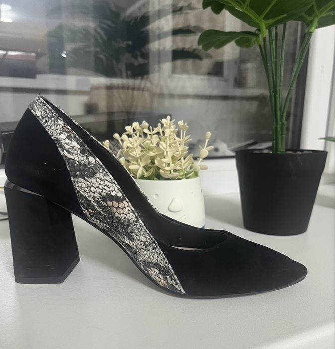 Продам классные стильные туфли