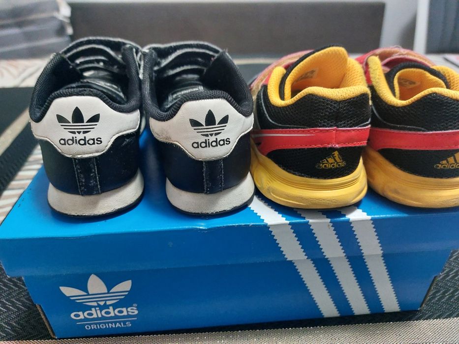 Два чифта маратонки  за 30лв.