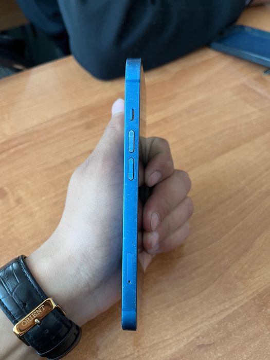 Айфон 13 128гб продается