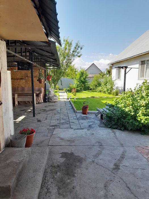 Продам 2 дома на одном участке