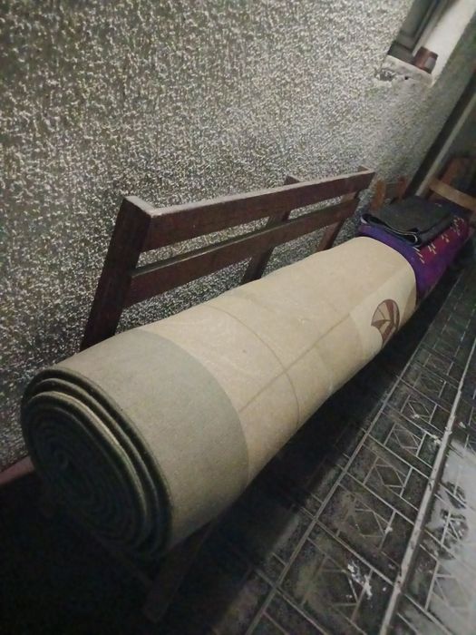 Продам длинный ковер