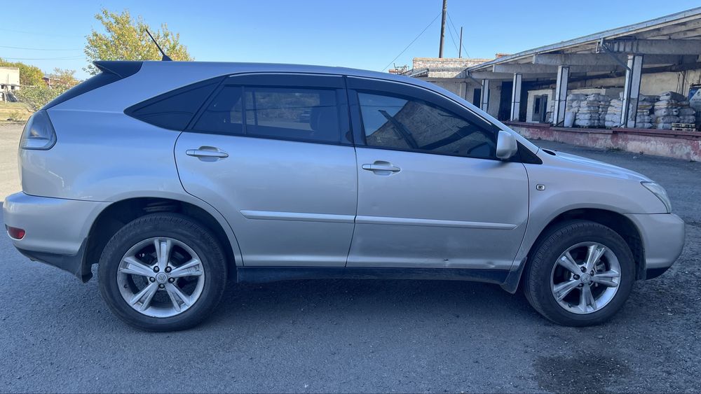 Продам Lexus RX400H