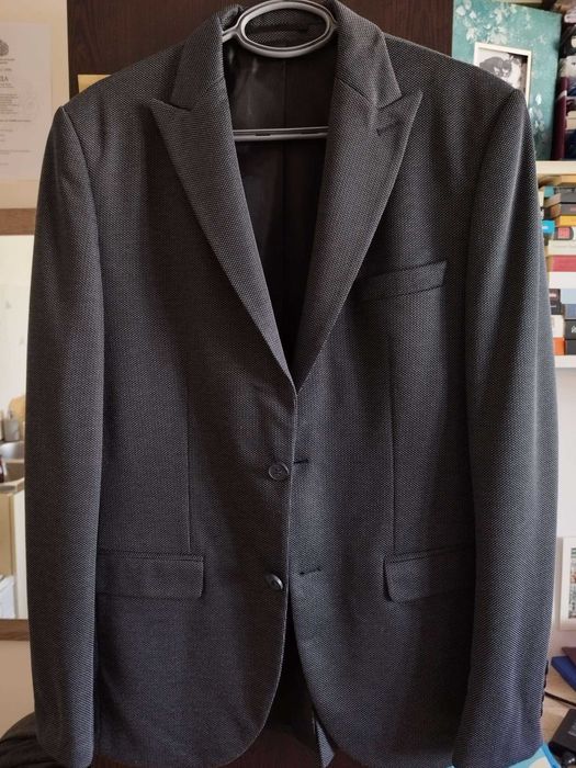 Луксозни и официални сака на TEODOR