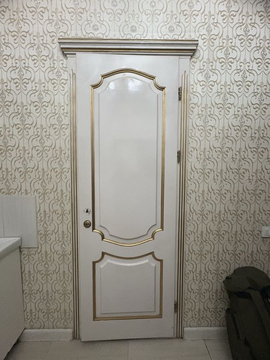 Двери деревянные