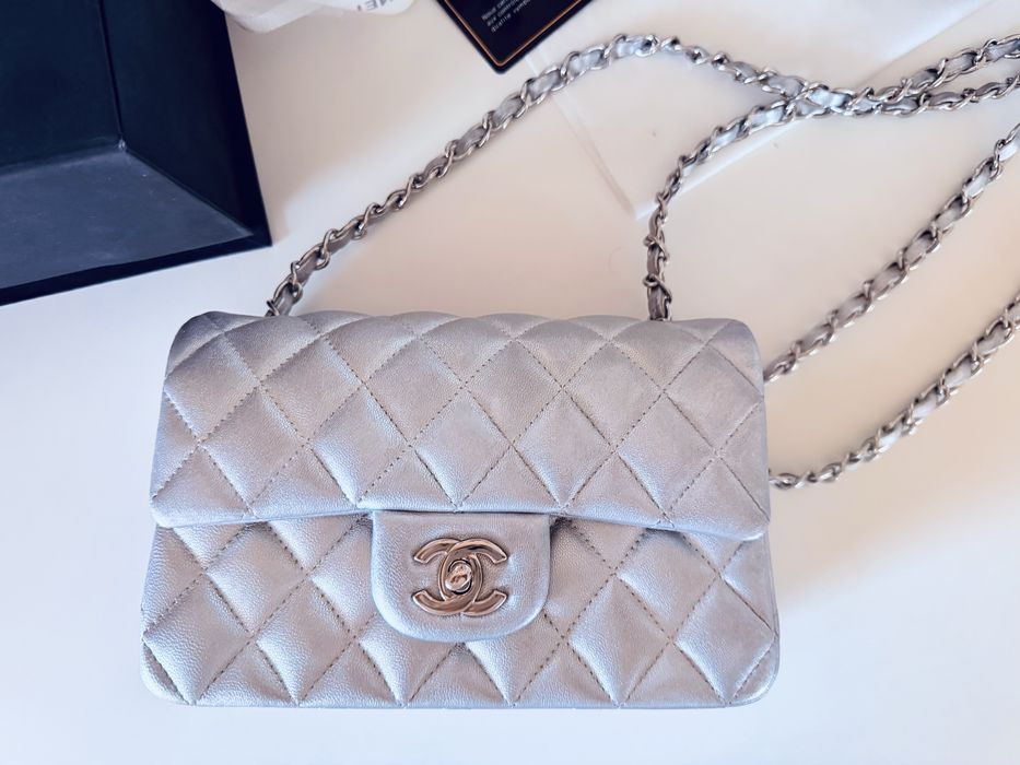 Classic Flap Bag - Mini Rectangular чанта
