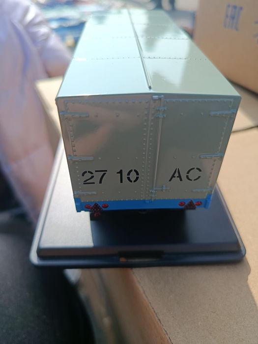 Картой не принимаю Продажа машинки для коллекции новый ЗИЛ