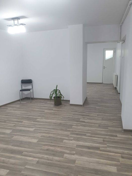 Spaiu birouri ULTRACENTRAL vedere stradala ,2 cam ,supraf vitrate