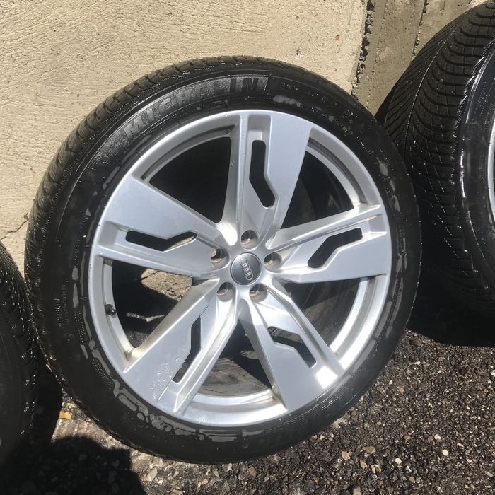 Комплект оригинални джанти за Ауди Audi  SQ8 и зимни гуми Мишелин 21ц