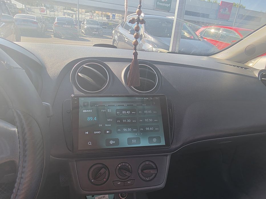 SEAT IBIZA 2011 Benzina
