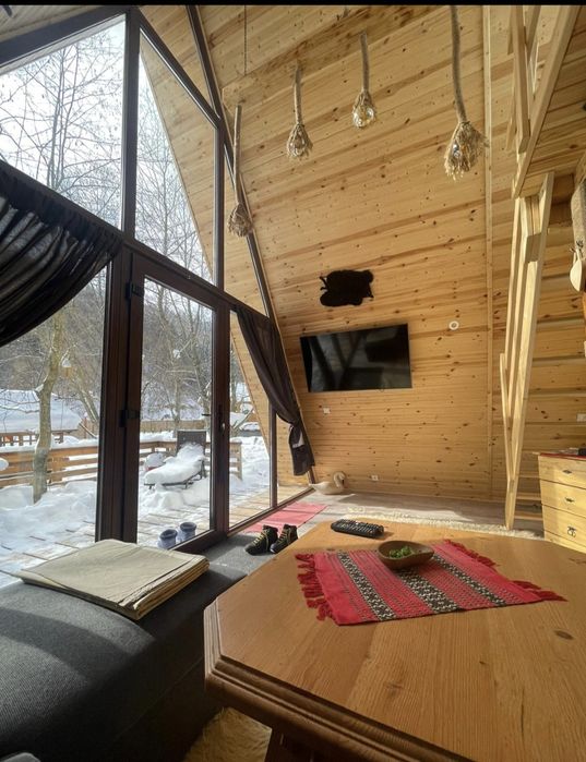 Cizme de munte Brașov Zărnești Plaiul Foii cabana cazare