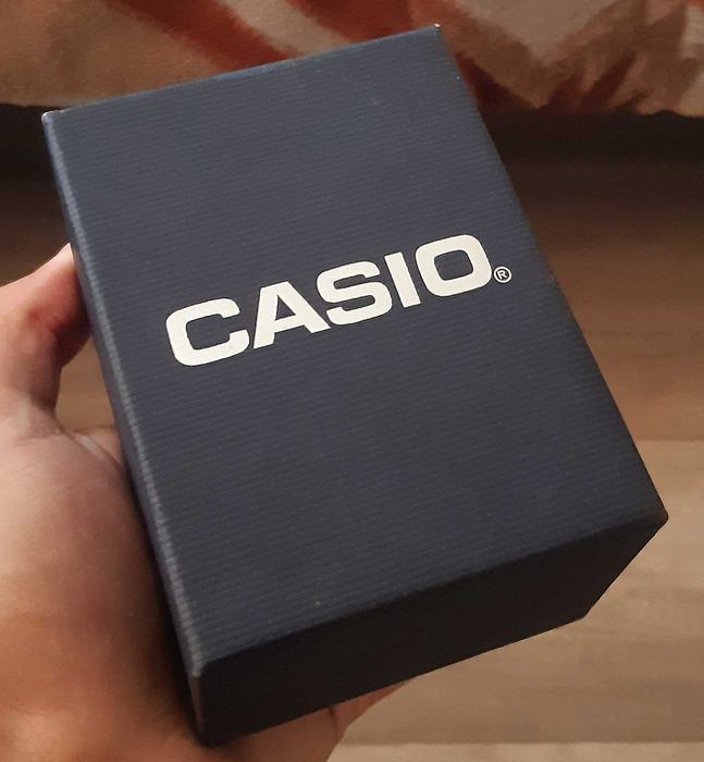 новые часы Casio