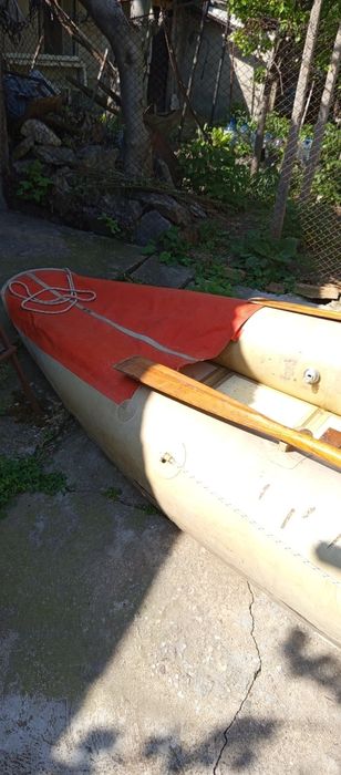 Лодка с твърдо дъно