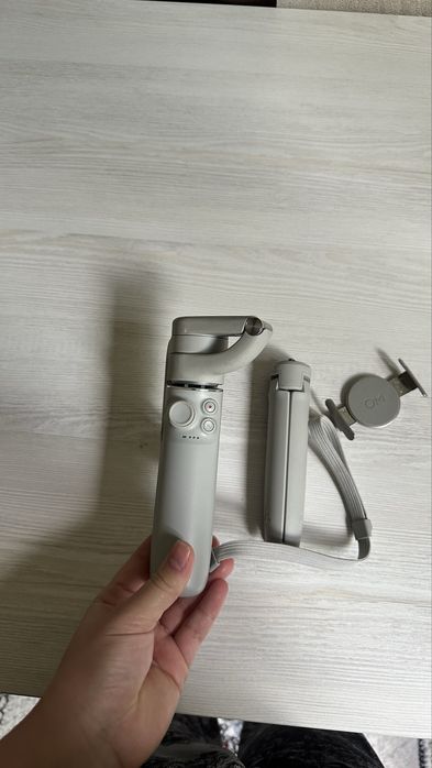 DJI OM 5 стабилизатор для телефона
