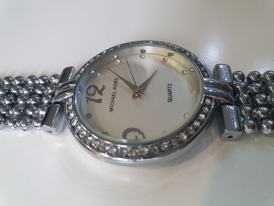 Часы 2 пары женские