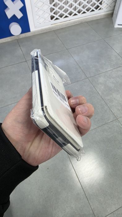 Чехол для самсунг S23 PLUS новый