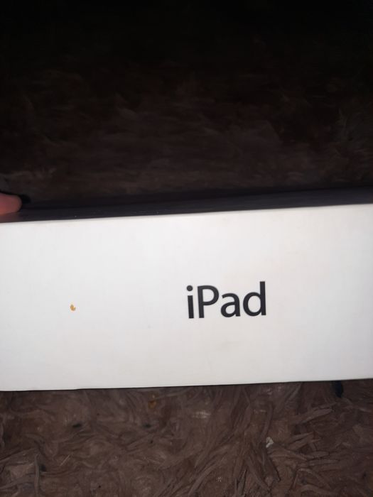 Продаеться ipad MD368RS