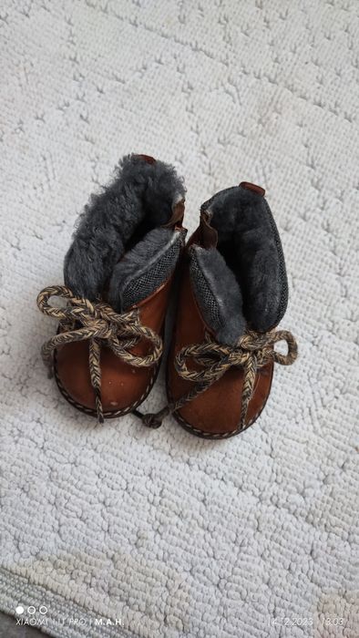 Продается детская обувь зара