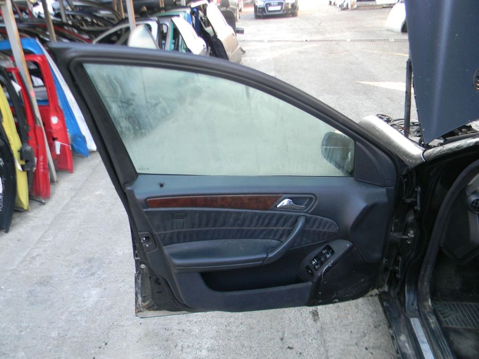 Dezmembrari  Mercedes-Benz C-CLASS (W203)  2000  > 2007 C 200 CDI (20